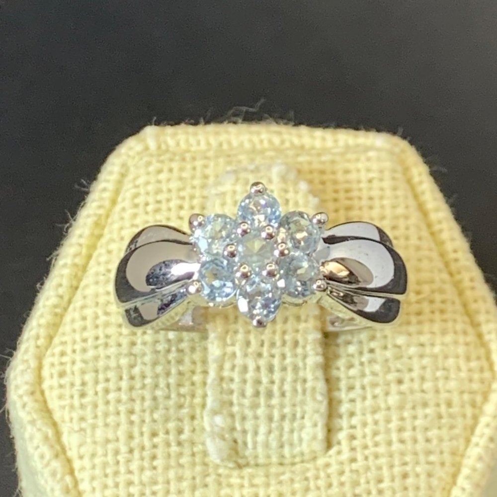 Sterling Silver Floral Cluster Ring with Clear Stones - White